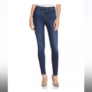J Brand Maria skinny jeans size 28. high rise. Dark blue wash. Good condition.